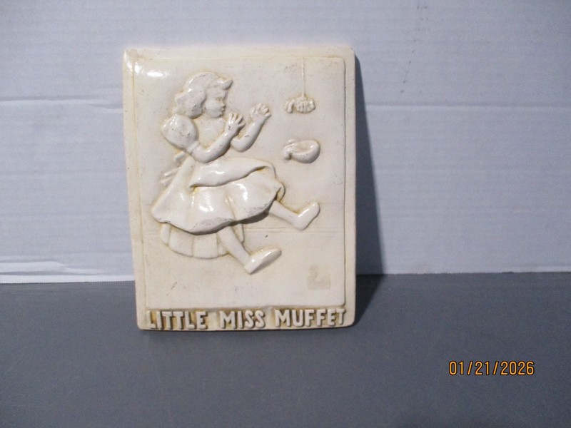 LITTLE MISS MUFFET TILE WALL HANGING