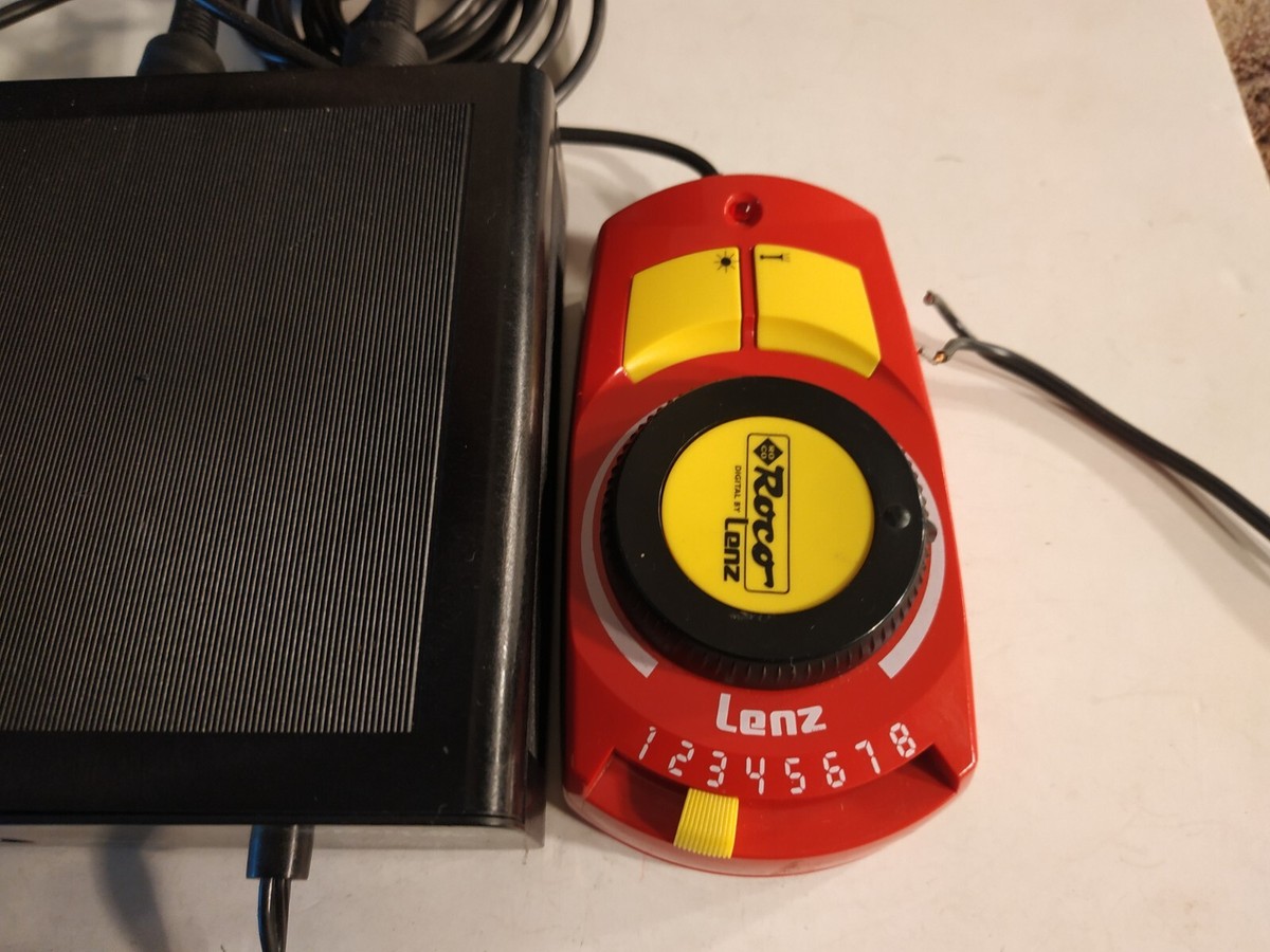 ROCO DIGITAL BY LENZ MULTI MAUS 1 WITH DIGITAL STATION 10751