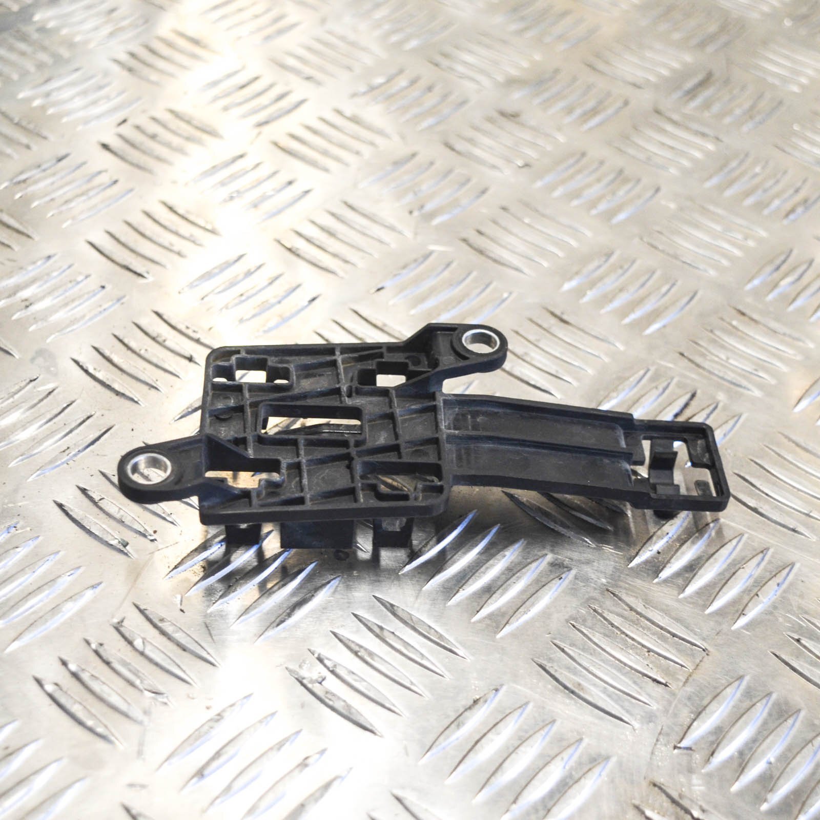 BMW 5 G30 Nox Modul Sensor Halterung Halter 8591639 2018 | eBay