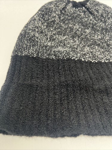 Givenchy Unisex Houndstooth Logo Wool Blend Beanie Black White - Picture 7 of 12