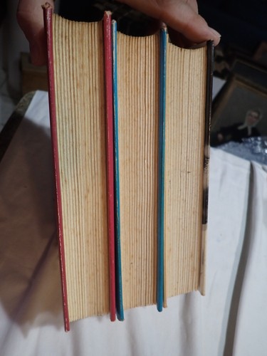 Stephen R Donaldson Second Chronicles Of Thomas Covenant Books 1-3 Fantasy - Picture 9 of 10