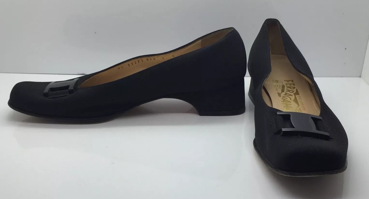 のん SALVATORE FERRAGAMO Black Fabric Signature Buckle Flats RARE Wide