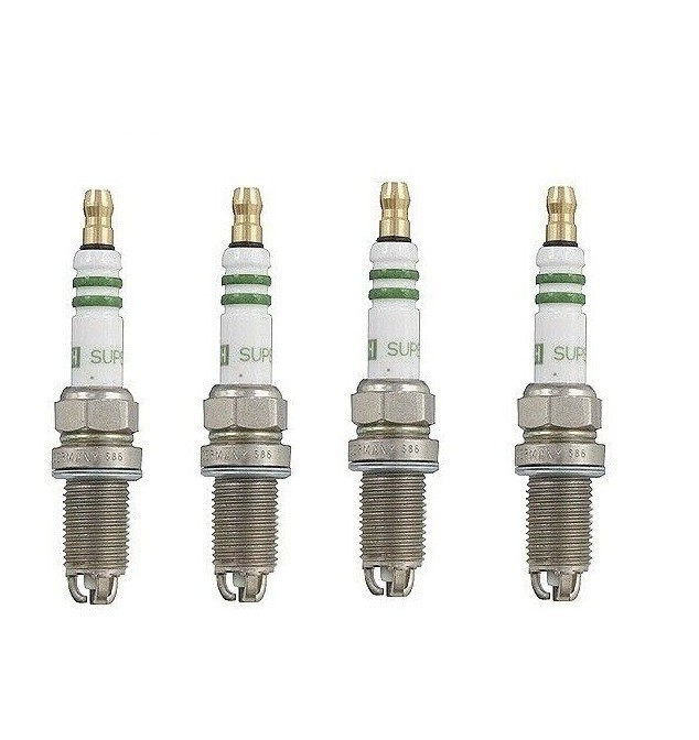 Set of 4 For Mercedes C230 SLK230 1998 1999 2000 Specialty Spark Plugs Bosch