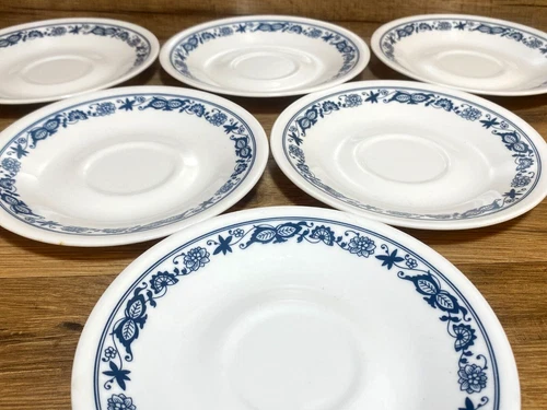 SET OF 6 - CORNING CORELLE - OLD TOWN BLUE ONION - CUPS MUGS - 6 1/4" SAUCERS