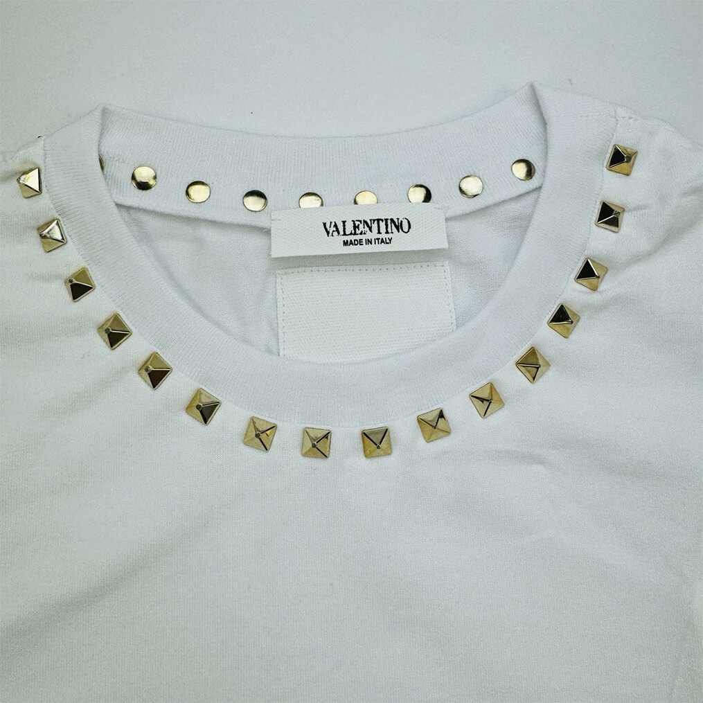 【VALENTINO】アンタイトル スタッズ半袖 T シャツ VALENTINO Rockstud Untitled Stud-Embellished T-Shirt Short
