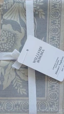 New Williams Sonoma Vintage Floral Jacquard blue Dinner Napkins,  Sets of  4