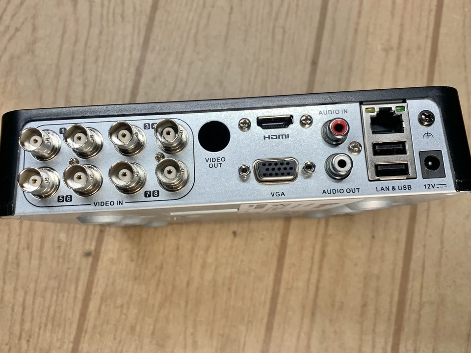 DVR Swann SRDVR-81525H-US 8 canales 720p 500 GB - con alimentación + cables - probado Foto 3 de 4