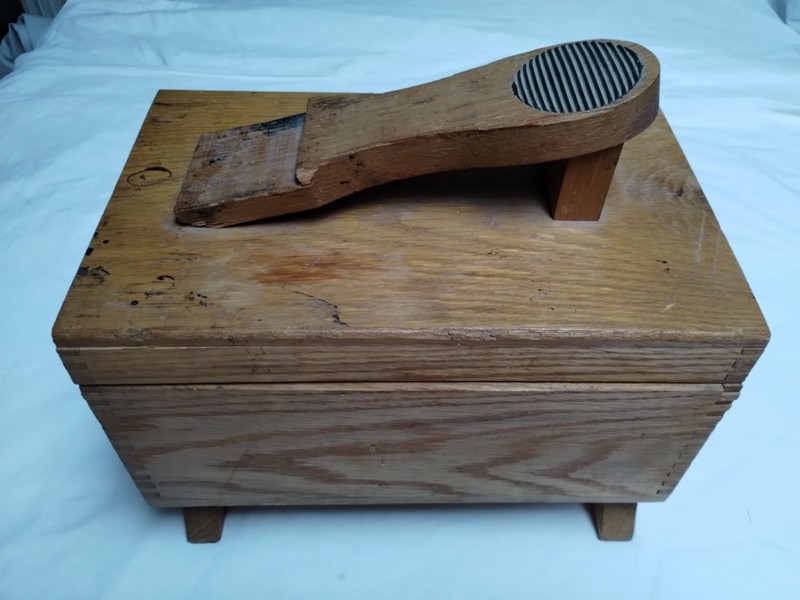 Cavalier Company - Classic Wooden Polishing Shoe Box w/ Cleaning Brushes & More