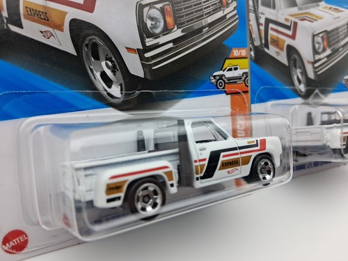 2025 HOT WHEELS WHITE 1978 DODGE LI'L RED EXPRESS TRUCK HOT TRUCKS 173/250 2pcs - Picture 5 of 7