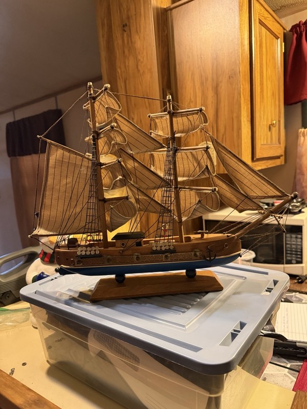 Wooden Sail-Powered Ship Model Collectible Display - Hurricane Sail Ship Decor