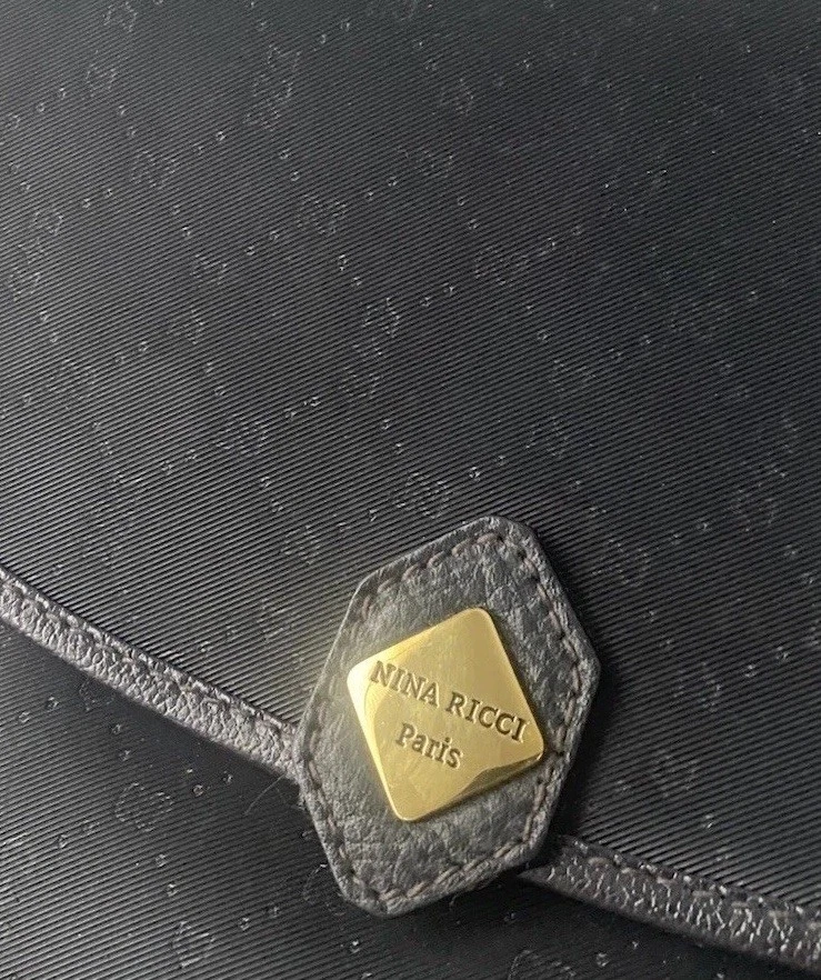 Bolso Bandolera Nina Ricci Francia Cuero Negro Lona Recubierta De Colección Foto 2 de 4