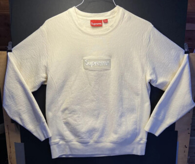Supreme Box Logo Crewneck Sweatshirt (FW18) Natural Size Supreme Box Logo Crewneck Sweatshirt (FW18) Natural Size