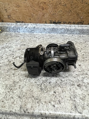#ad OEM Vintage McCulloch Super 2 10 C Chainsaw Engine Untested Good Compression $97.99