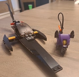 Lego Batman 7779 Batman Dragster: Catwoman Pursuit ALTERNATE BUILD Vehicles.