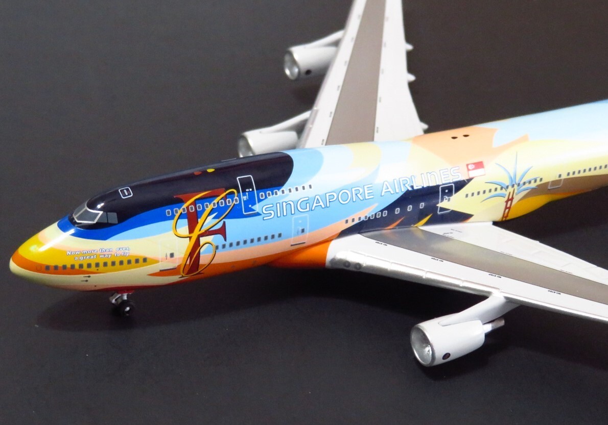 レア物！！SINGAPORE AIRLINE BOEING747-400模型 MEGATOP 747-400 Singapore Airlines model MIB Boxed Travel