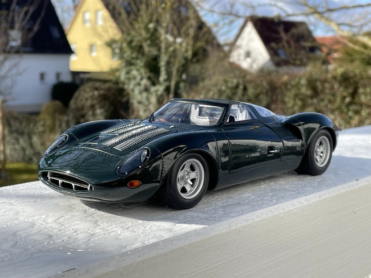 AUTOart Jaguar XJ13 1/18