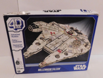 Star Wars 4D Millennium Falcon Cardstock Model Kit Brand New