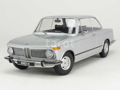 BMW 2002 Ti Serie 1/ E10 1971 - KK Scale Models 1/18