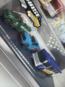 Hasbro Micro Machines MICRO CITY Series 2 Bucket Truck Bus Pickup 2020 #06 NEW