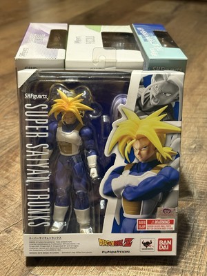 S. H. Figuarts Ban Dai Dragon Ball Z Super Saiyan Trunks