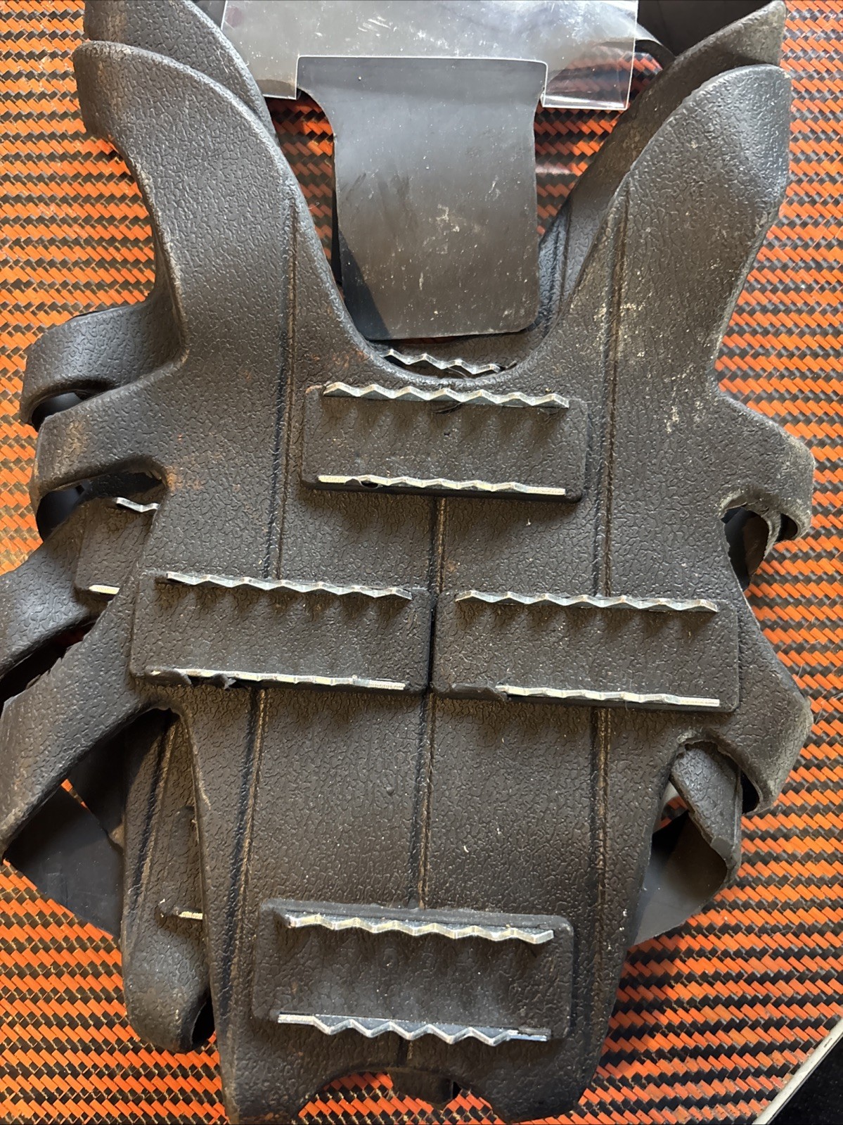 New Celcius Full Foot Ice Cleats Size XL Shoe Boot Non-Slip Winter Grip Fishing