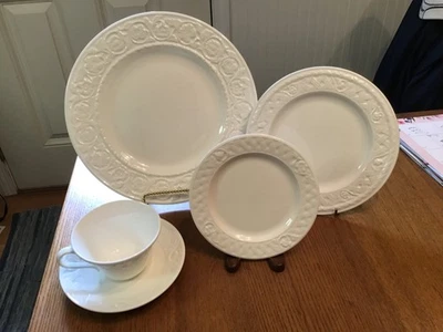Lenox Organza 5 Stk. Gedeck weiß Bone China elegantes Geschirr, neu - Bild 1 von 4