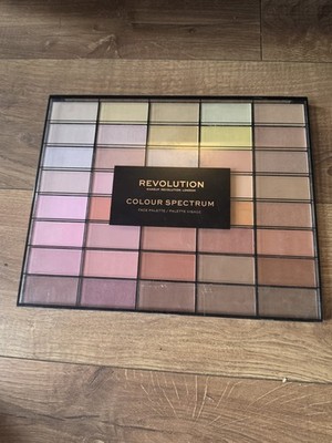 Revolution London Colour Spectrum Face Palette 40 Farben