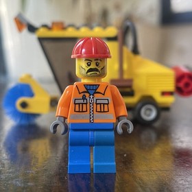 LEGO City #7242: Street Sweeper | Complete W/ MF | Sold As Is | Fast Shipping!!!