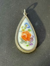 Sehr sch&ouml;ner alter Meissener Porzellan Anh&auml;nger Silber 900 Blumen Meissen