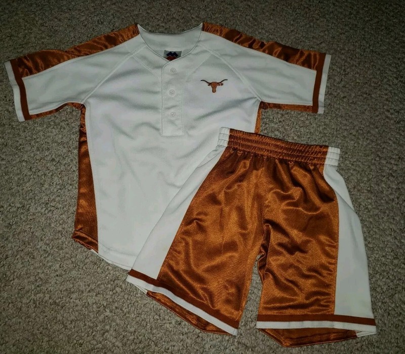 MightyMac University Of Texas UT Short Set Size 6 