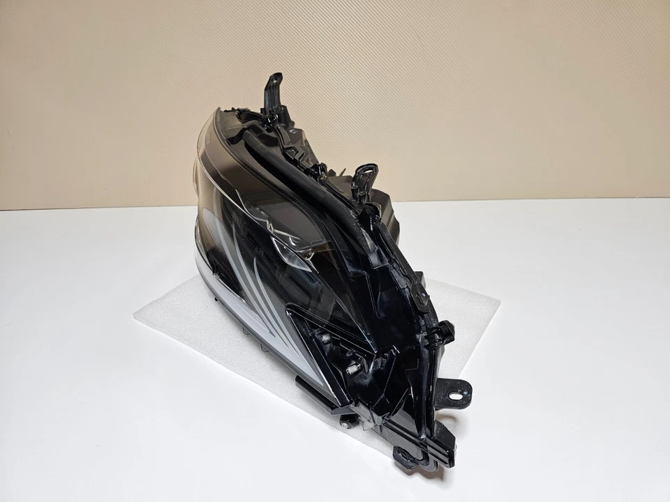 Lexus LS500 LS500h OEM LED Right Headlight 2018 2019 2020 - Image 3 of 4