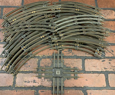 Lot of Vintage Railroad Train Tracks 34 Pieces Curved