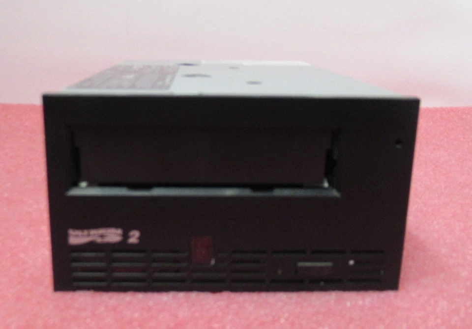IBM 18P9047 18P8155 LTO2 Ultrium 200-400GB Internal SCSI LVD 68-pin Tape Drive - Image 2 of 4