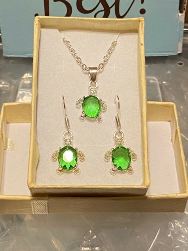 New Silver Plated Green Oval Crystal CZ Turtle Dangle Earrings & Necklace Set - Picture 2 of 4