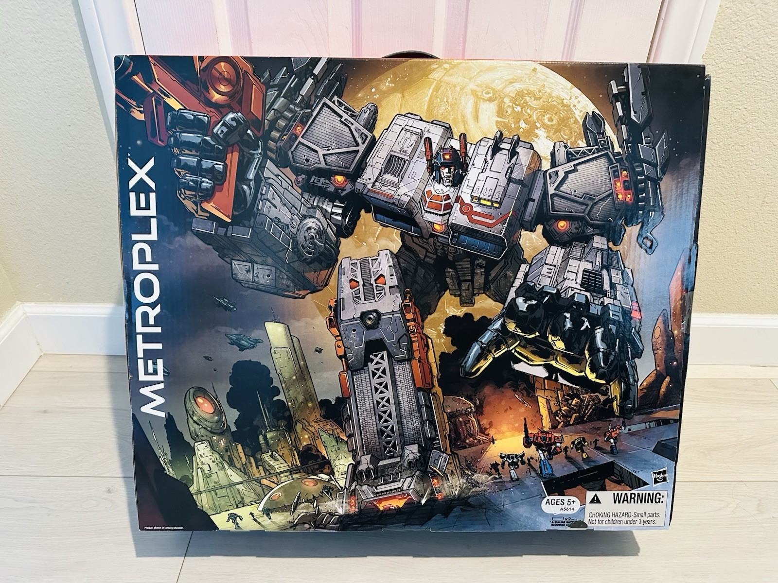 Metroplex Box TRANSFORMERS SDCC METROPLEX 2013 TITAN CLASS FIGURE HASBRO New In Box ...