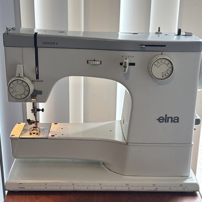 Vintage Elna SP 31C Sewing Machine With Pedal   Works Grasshopper Green