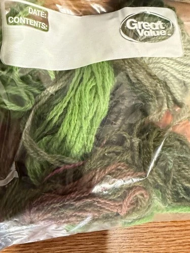 Mixed Scrap Yarn & Crewel Thread Craft Destash Lot image 5