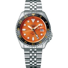 Seiko 5 GMT Nemo Orange Bezel Black and Gray Jubilee Watch