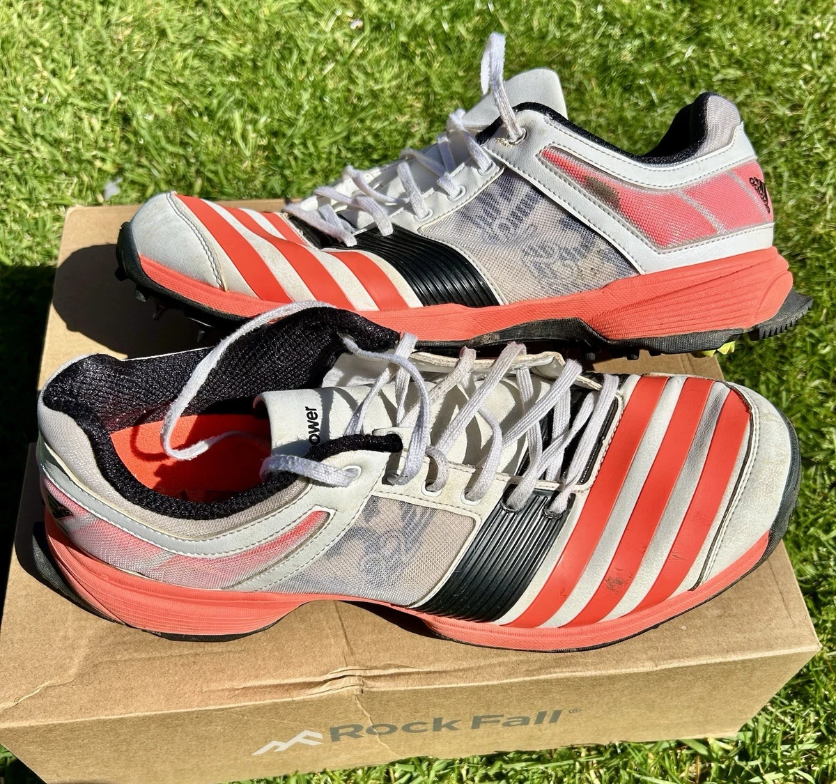 adidas gazelle silver green womens Buy Avant Men's Impact Cricket Shoes - White/Orange Online in India