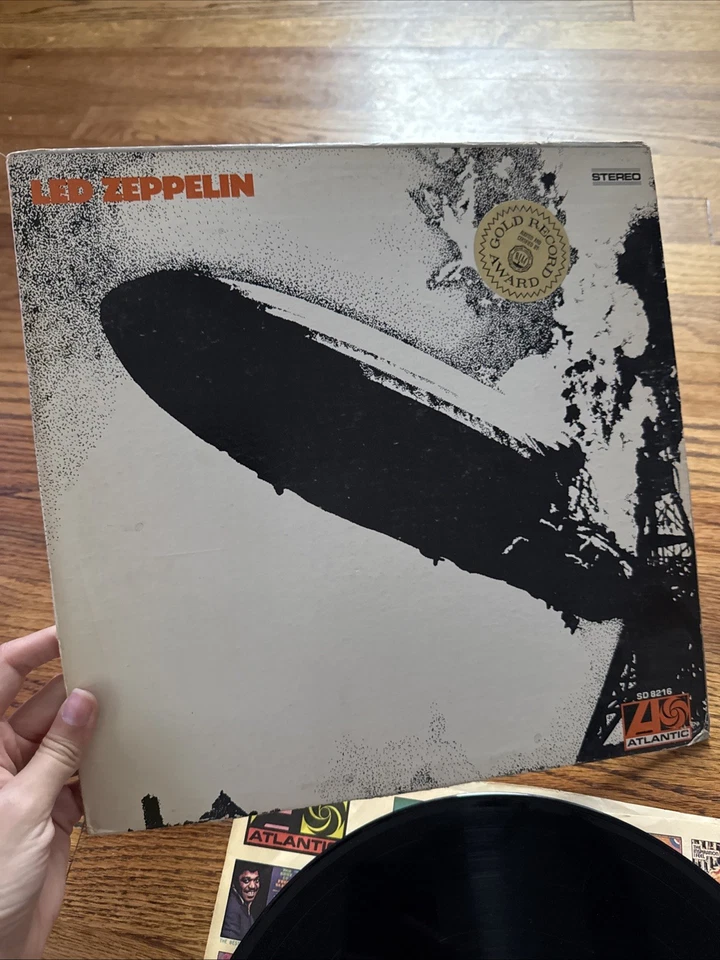 Led Zeppelin - s/t LP (VG++/VG+) [US Press] ATLANTIC - Image 3 of 4