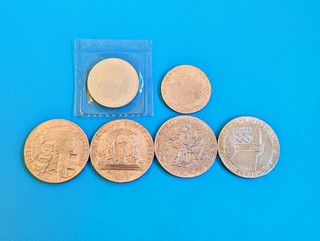 Österreich Silbermünzen 4 x 100 und 2 x 25 Schilling