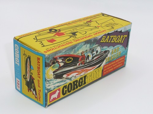 Corgi 107 1960s Batman 1st Issue Tin Fin Batboat on Trailer w/figs VnMint Boxed - Picture 14 of 23