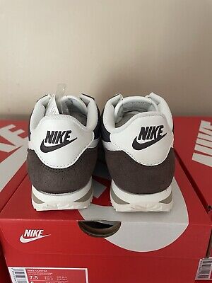 Size 5.5,6.5,7,7.5,8- Nike Cortez Baroque Brown DZ2795-200 Size 5.5,6.5,7,7.5,8- Nike Cortez Baroque Brown DZ2795-200