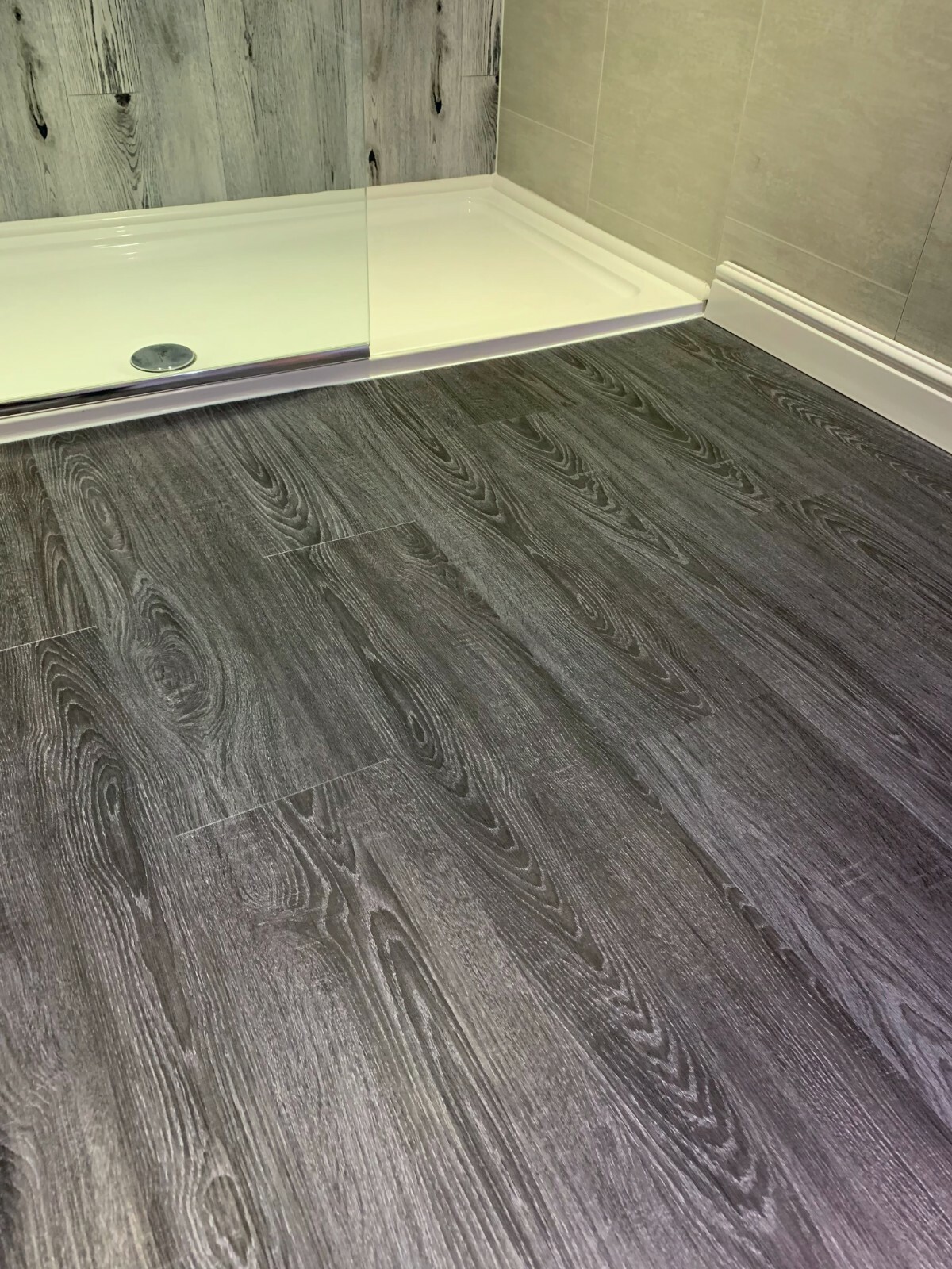 LVT Luxury Click Vinyl Flooring 100% Waterproof Bathroom Flooring 1 ...