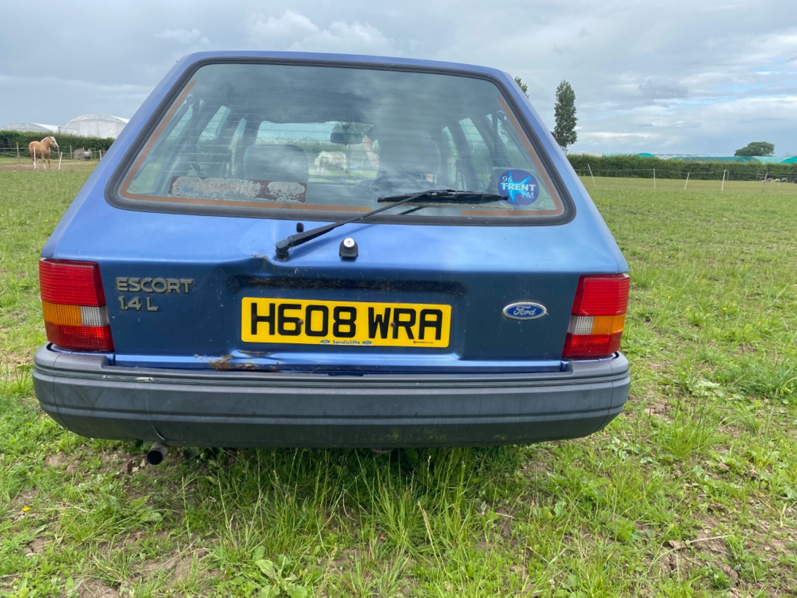 Image 2 - Barn find mk4 escort estate restoration project