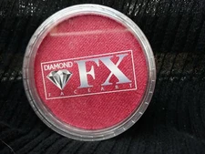 Diamond FX Face Paint Metallic Pink MM2300  45 Grams