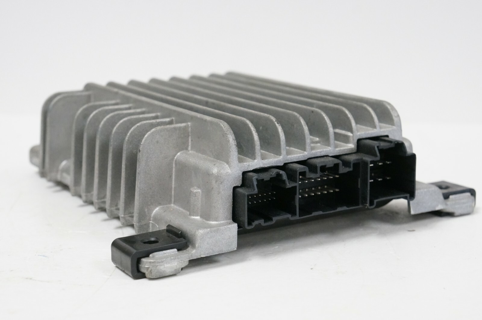 2006-2013 Chevrolet Impala Stereo Bose Audio Amplifier OEM GMX211 20810960