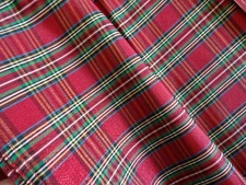 LENOX HOLIDAY NOUVEAU DAZZLE CHRISTMAS Red Green TARTAN Oblong TABLECLOTH