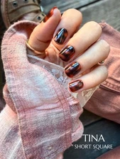 Red ASpen Press-On Nails – Tina is Top of the Class-Short-Square-Tortoise Print