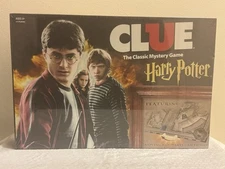 Harry Potter Edition Hasbro Gaming Clue: Wizarding World Mystery Board Game
